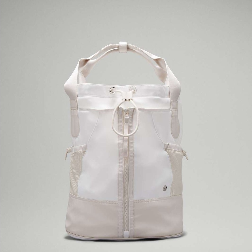 Lululemon Tennis Rally Bag 21L